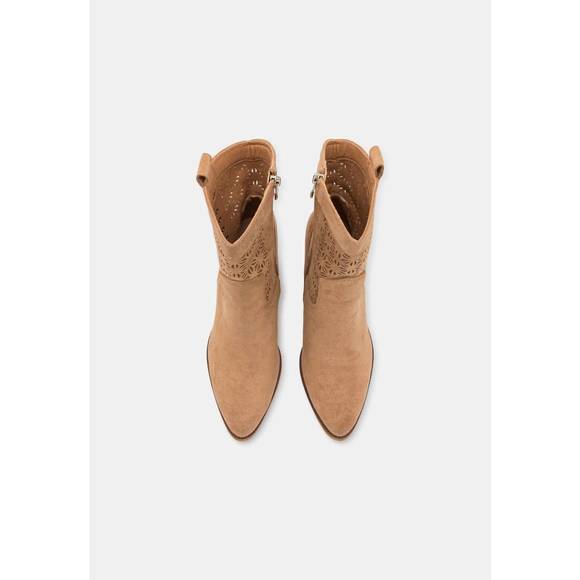 NEW XTI women's ankle country boots in brown - Picture 4 of 5